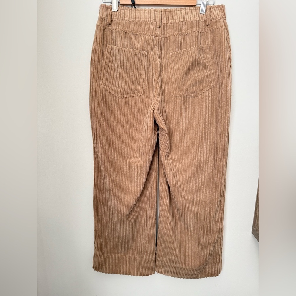 Elie Tahari Tan Cropped Corduroy Pants , Sz 6 - Picture 6 of 13